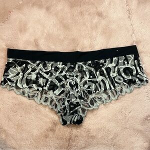 Flirtitude Cheeky Lace Panty L